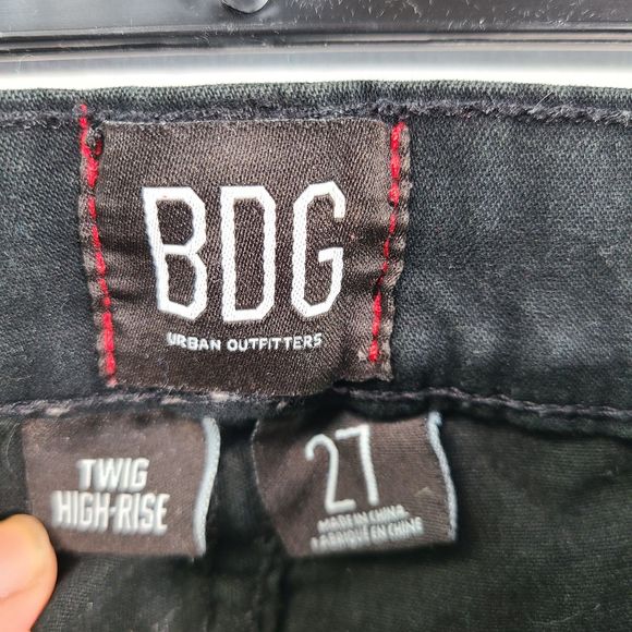 BDG Urban Outfitters Women's Black Distressed Twig High Rise Skinny Jeans 27' - Picture 3 of 8